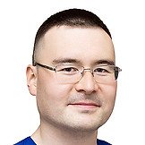 Врач Еникеев Азат Дамирович