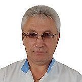 Врач Жуков Александр Иванович